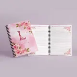Caderno A5 floral com personalização de letra e nome 2